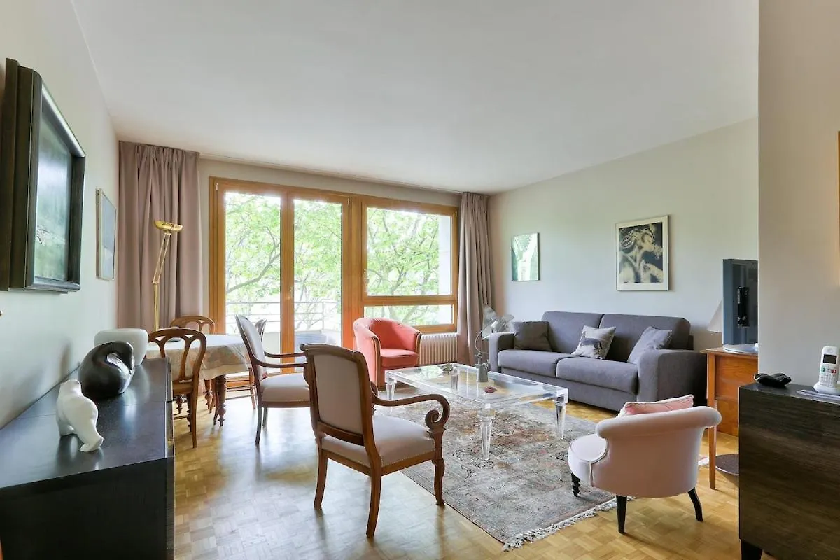 Lovely Parisian 1Br Flat 10Min From Eiffel Tower Apartment
